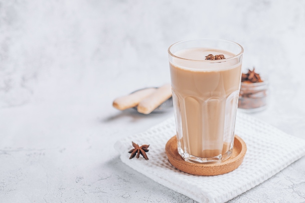 creamy chai latte